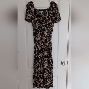 a new day floral Black and Cream Midi Dress Medium
